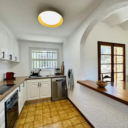 Holiday home Paliane Costabravasi *