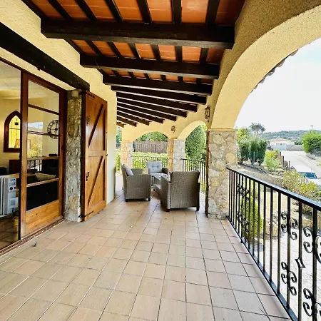 Paliane Costabravasi Holiday home *